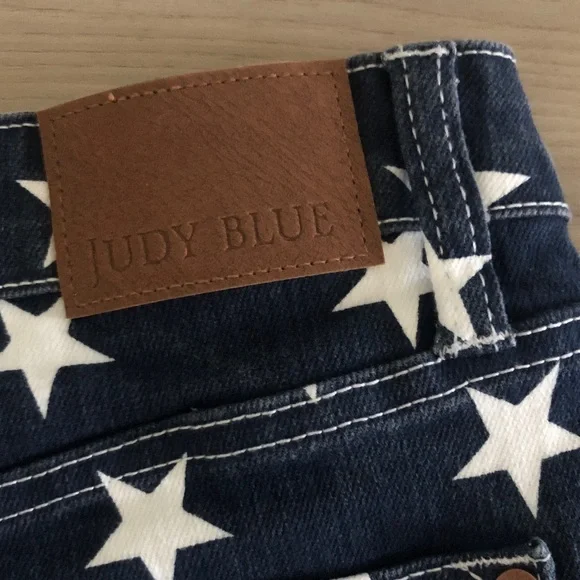 Judy Blue Star and Stripe raw hem  Denim Shorts L American Flag USA - Picture 7 of 9